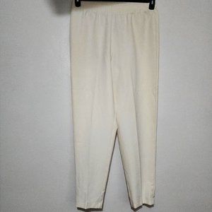 Season Ticket Beige / Cream Size 12 Slacks